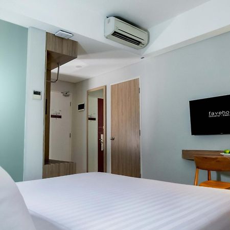 Favehotel Sidoarjo Exterior foto